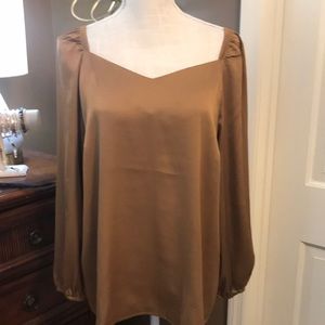 Sweetheart neckline blouse